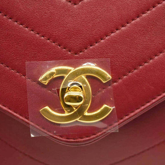 CHANEL  Calfskin Chevron Stitched Small Coco Flap Bag Red - Picture 5 of 15